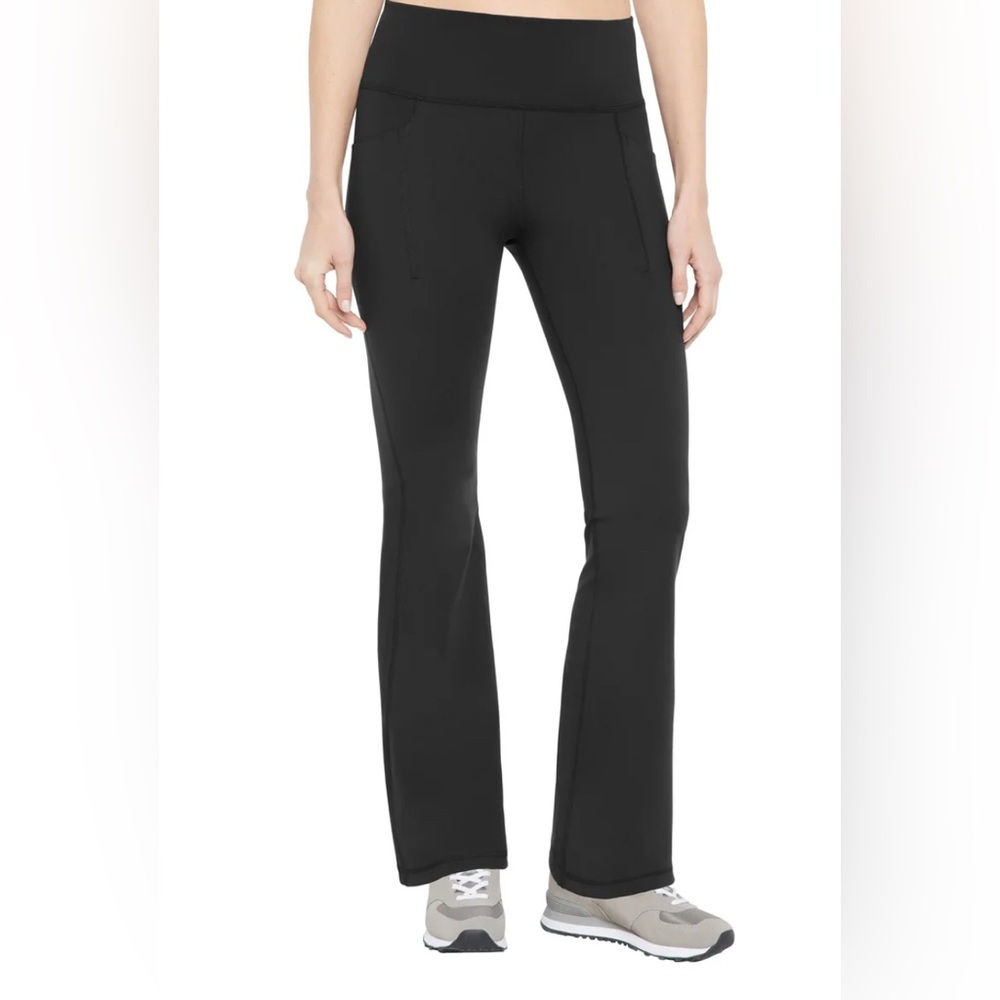 GapFit Flare Leggings – NWOT 🖤